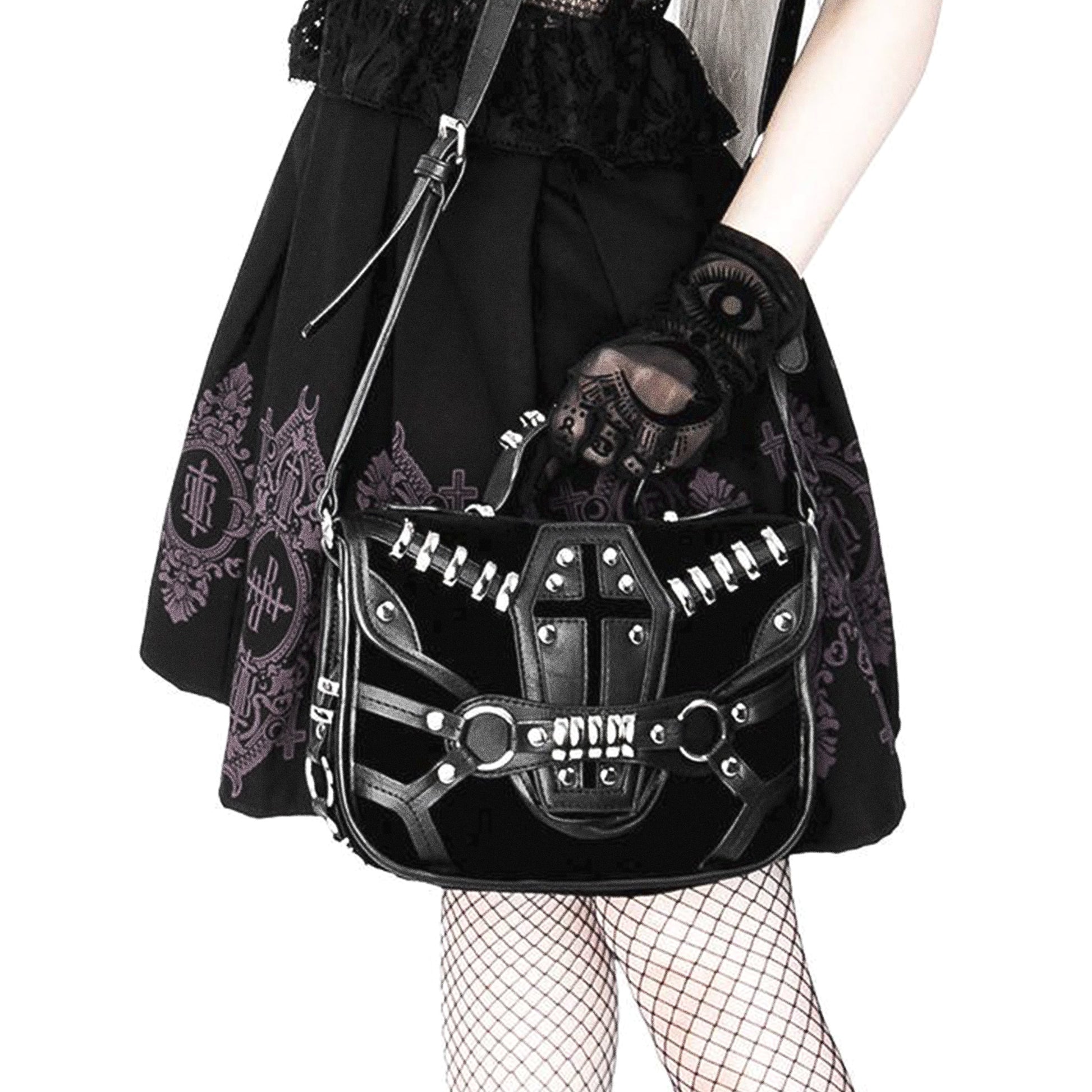 Bolso bandolera Coffin de Restyle color negro vista modelo