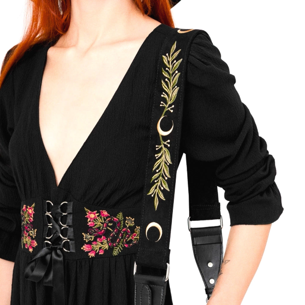  Restyle velvet bucket bag with snake embroidery - strap view