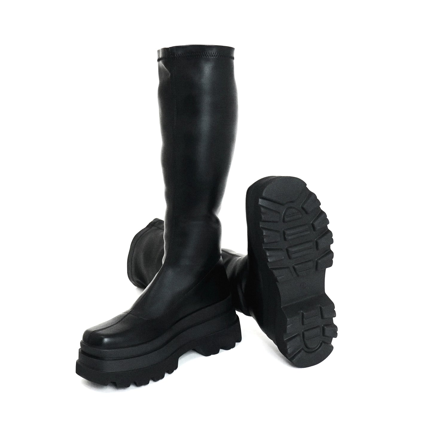 Botas altas con plataforma Tolan de KOI Footwear color negro vista par