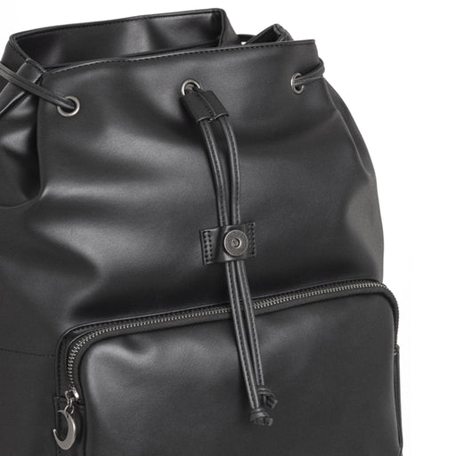 Mochila con solapa en forma de serpiente bordada con motivos inspirados en las catedrales vista abierta