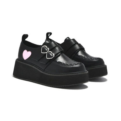 Zapatos con plataforma Koi Footwear Pothos Pink Heart color negro vista par