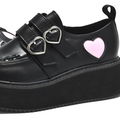 Zapatos con plataforma Koi Footwear Pothos Pink Heart color negro detalle