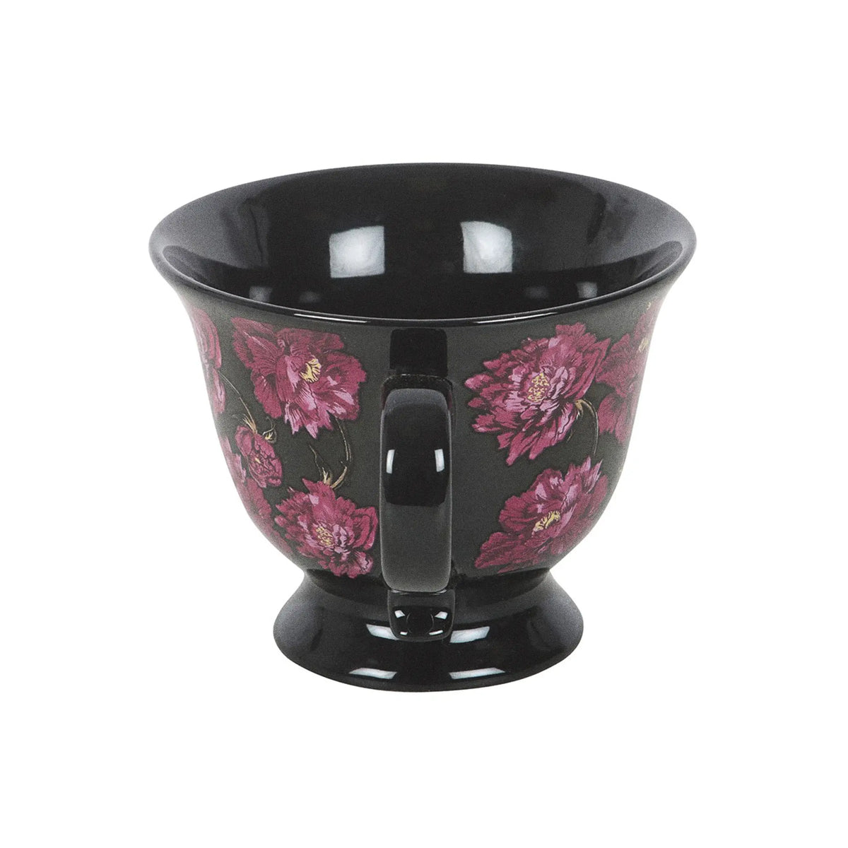 Taza negra de estética dark romance en negro con flores en color púrpura vista de taza y asa de lado sobre fondo blanco.