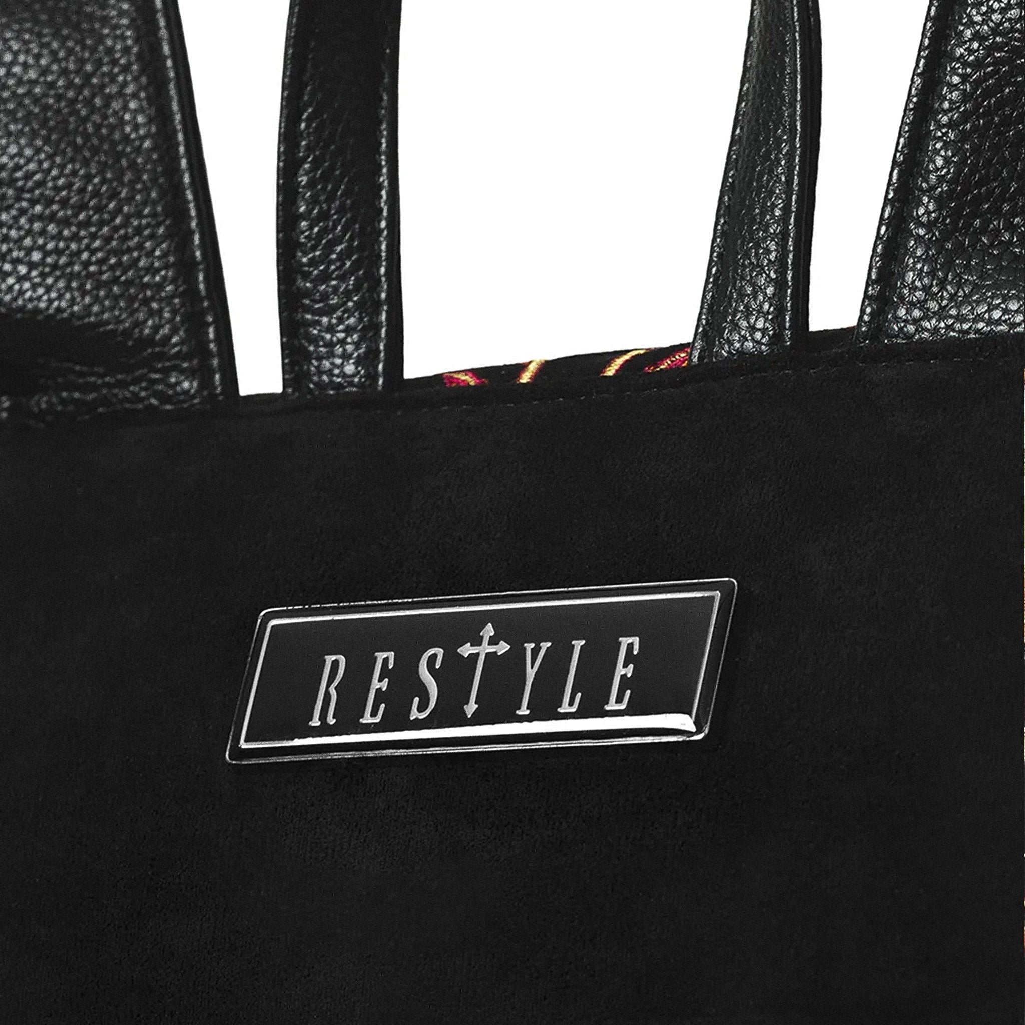  flores y medialuna modelo Mystic Fox de Restyle vista logo parte posterior