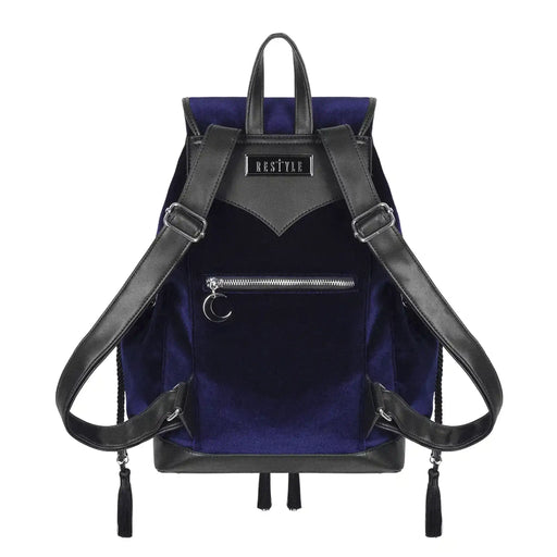 Mochila gótica estilo whimsigoth en tejido de terciopelo combinado con piel sintética con bordados en plateado de luna, flores y estrellas y borlas decorativas vista posterior