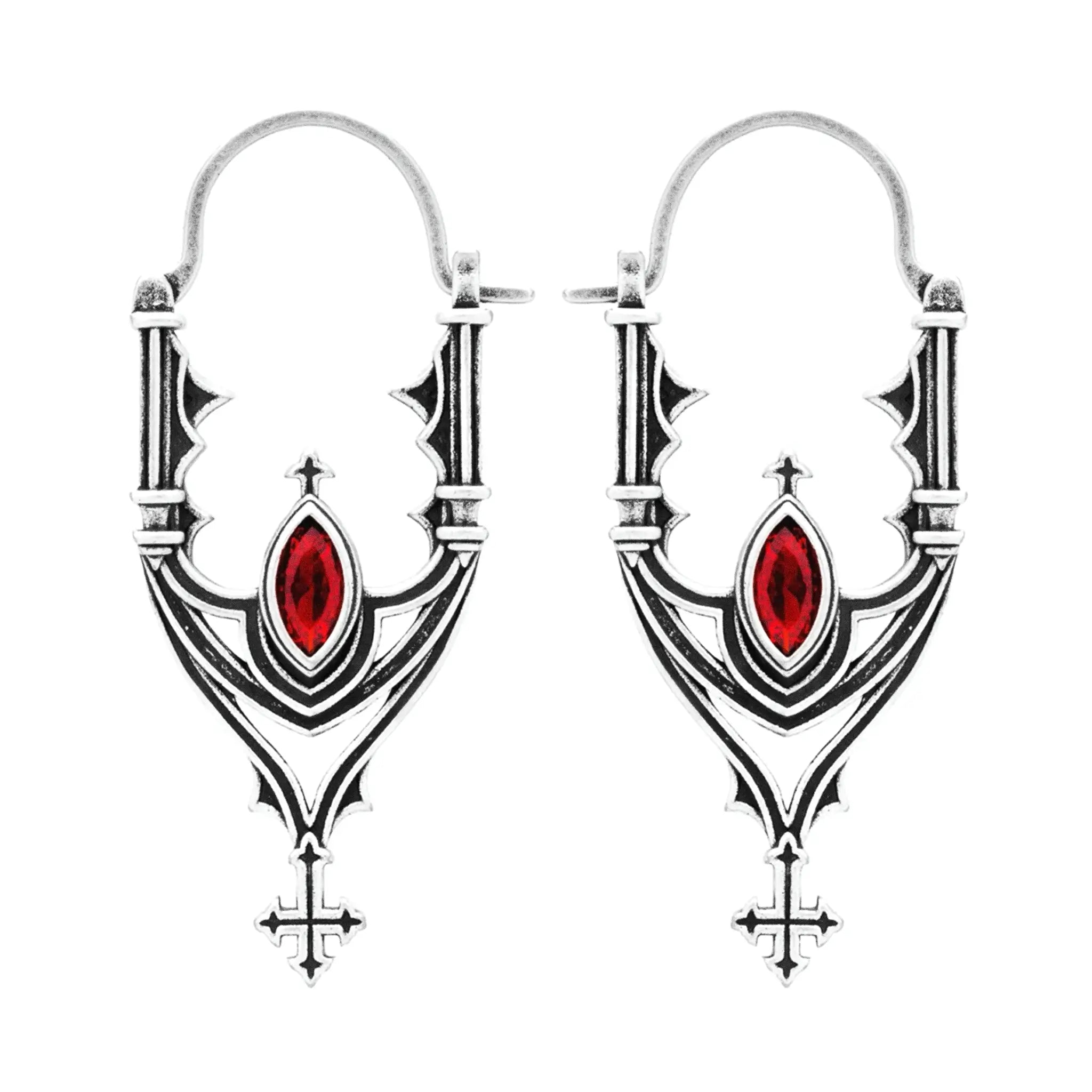 Pendientes inspirados en las catedrales góticas con cruces y piedra roja central estilo whimsigoth fabricado en latón y plata de Restlye vista detalle pendientes