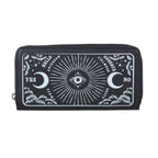 Cartera de cremallera con estampado frontal inspirado en la ouija estilo gótico y witchy vista frontal sobre fondo blanco. 