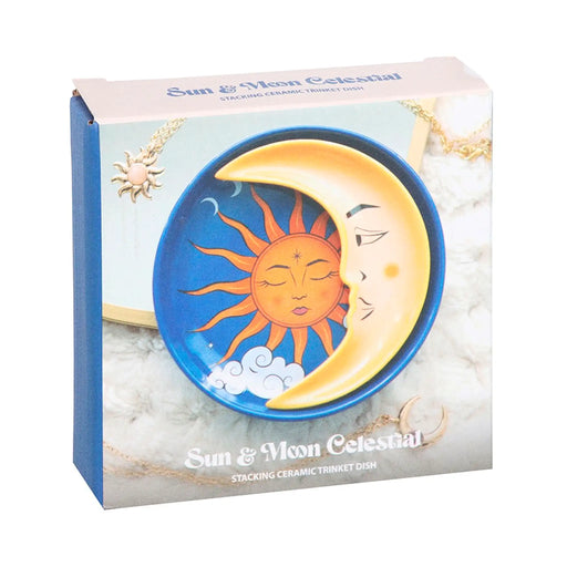 Packging de plato apilable con forma de sol y luna.
