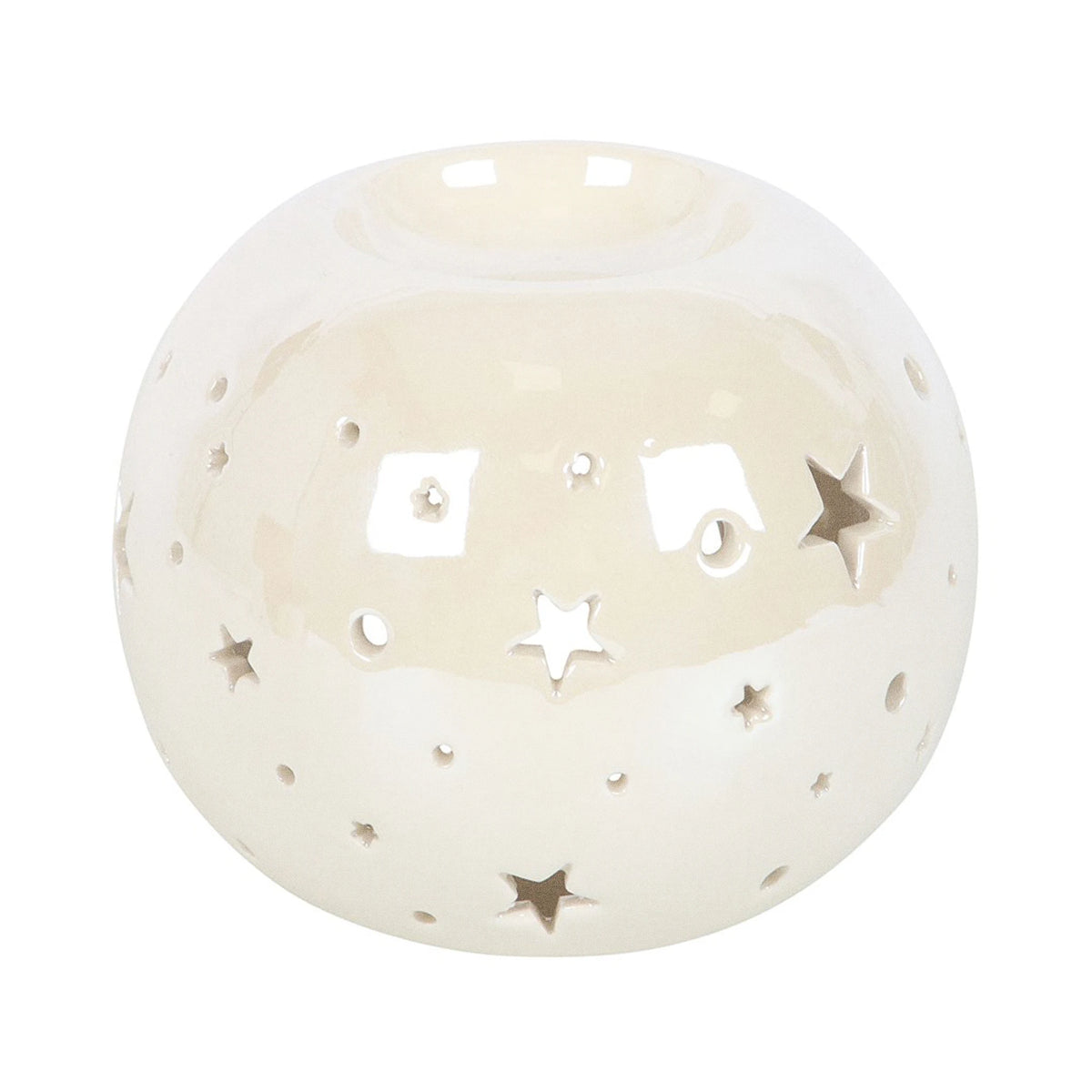 Quemador de aceites esenciales y calentador de ceras aromáticas con forma de bola con estrellas caladas en color blanco iridiscente vista frontal sobre fondo blanco.
